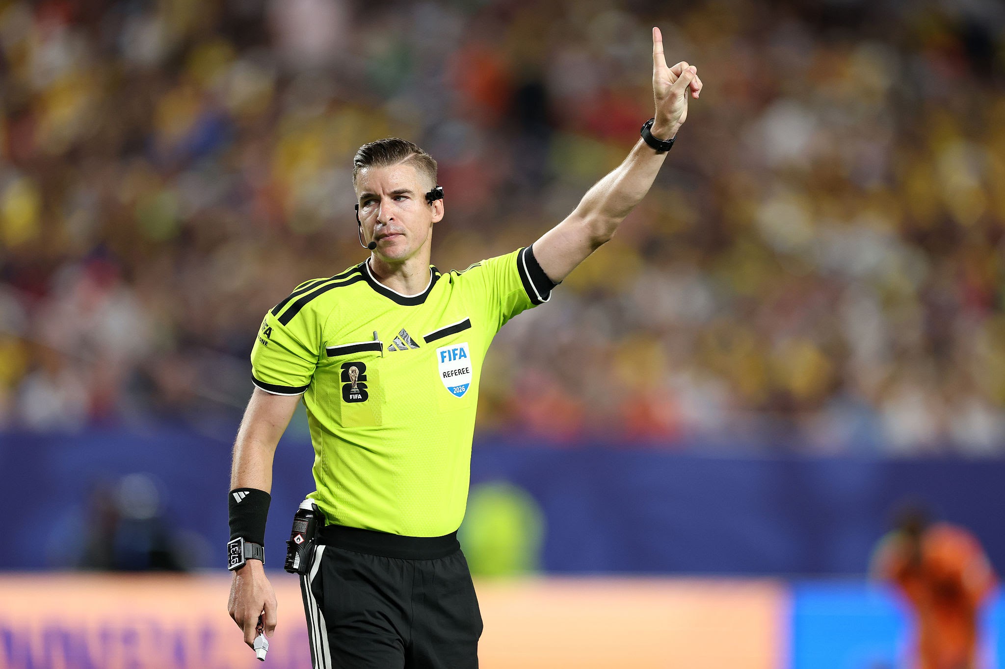 Tin đồn đáng sợ khi trọng tài Francois Letexier 'bị loại' khỏi World Cup - Ảnh 1.