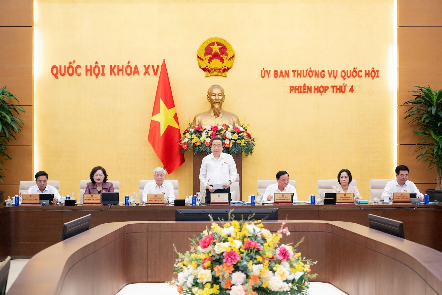 Chính phủ đề nghị Quốc hội sửa Luật Nhà ở, Luật Kinh doanh bất động sản theo thủ tục rút gọn - Ảnh 3.