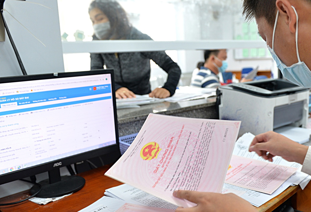 Đang thế chấp nhà cho ngân hàng thì có được nhận cọc bán nhà? - Ảnh 1.