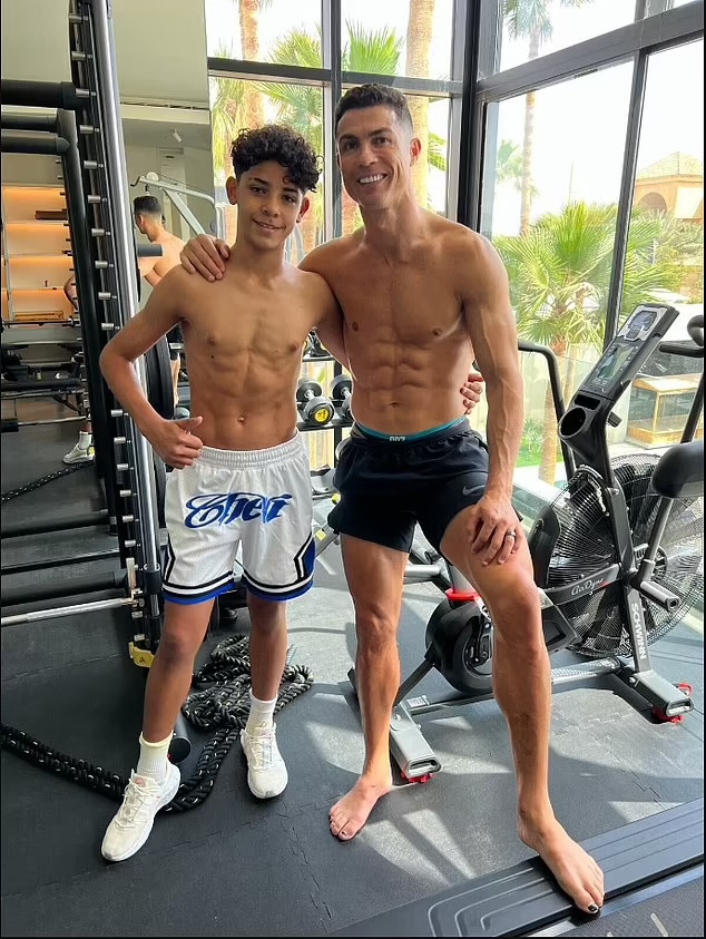 Công thức sống 'trung dung' của Messi - Ảnh 2.