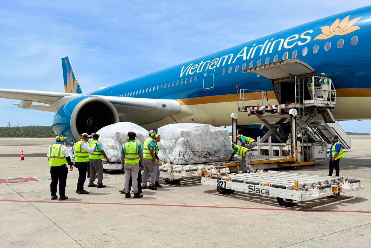 Chuyến bay đặc biệt tới Venezuela : Cuộc chạy đua với thời gian - Ảnh 7.