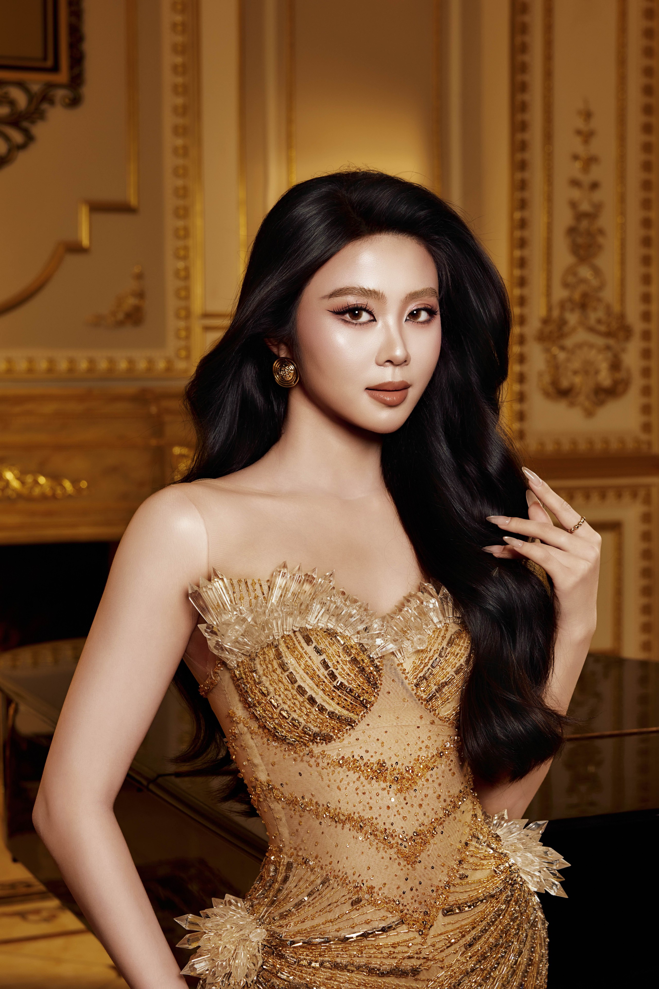 Cận cảnh sắc vóc top 30 Miss Grand Vietnam 2026 trước thềm bán kết - Ảnh 4.
