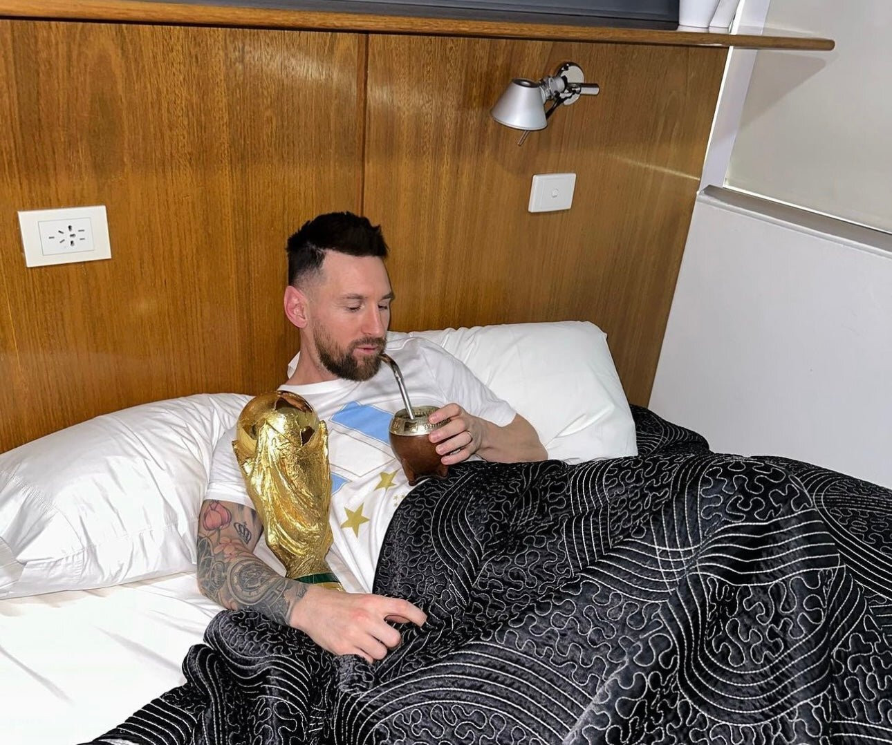 Công thức sống 'trung dung' của Messi - Ảnh 1.