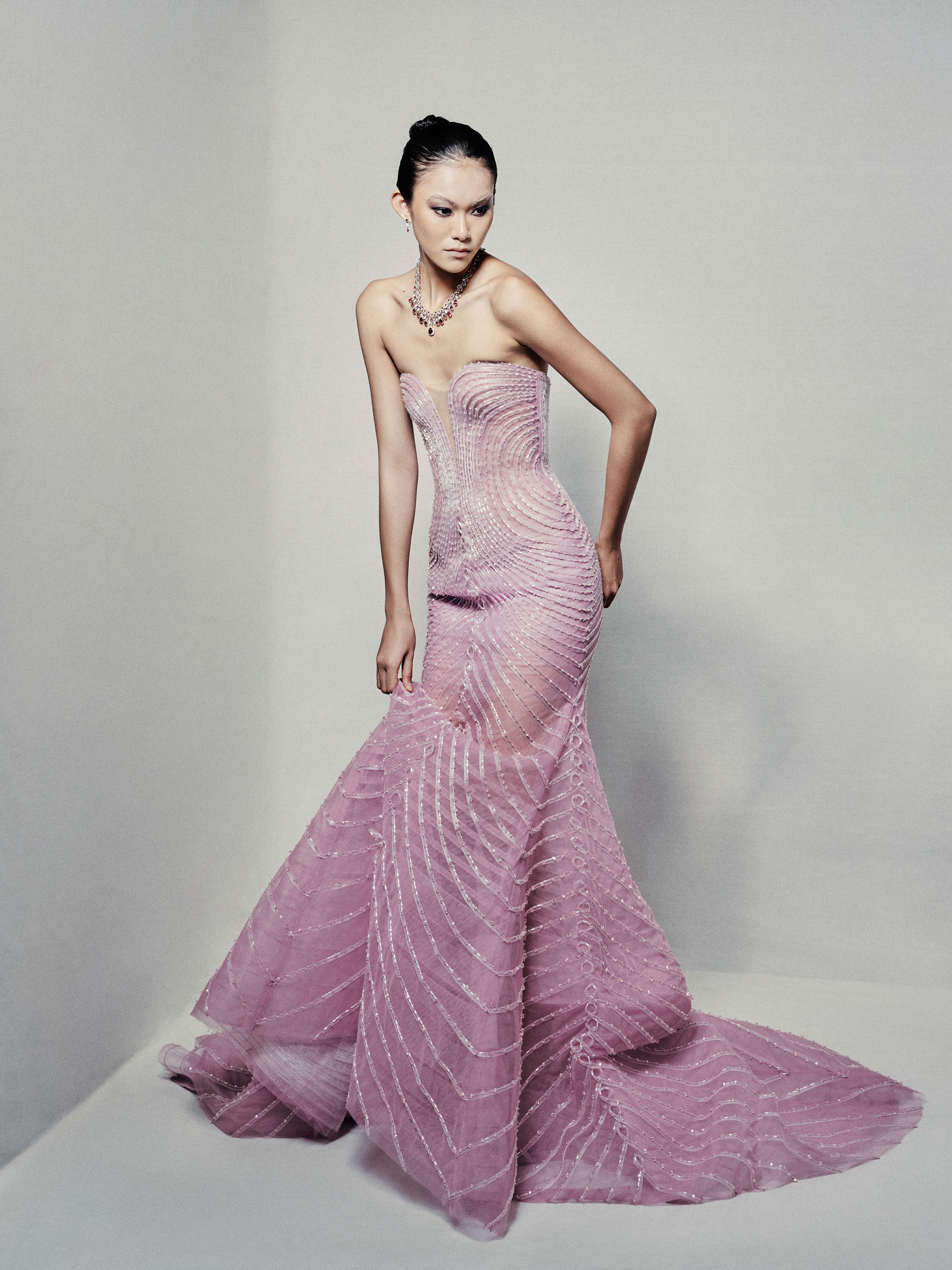 Phan Huy biến thị lực không hoàn hảo thành cảm hứng cho bộ sưu tập couture mới - Ảnh 21.