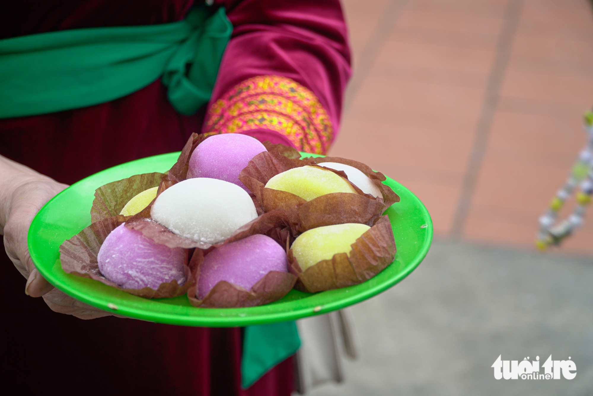 Món bánh tên lạ của người Sán Dìu ngon không kém gì mochi Nhật Bản - Ảnh 1.