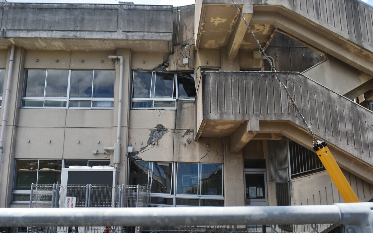 Shelter for families with kids opens after Kumamoto earthquake - Ảnh 1.