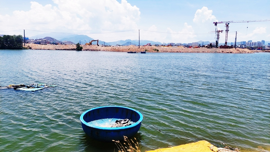 Khi cơ quan hành chính tự sửa sai để bảo vệ quyền lợi hợp pháp của người dân - Ảnh 1.