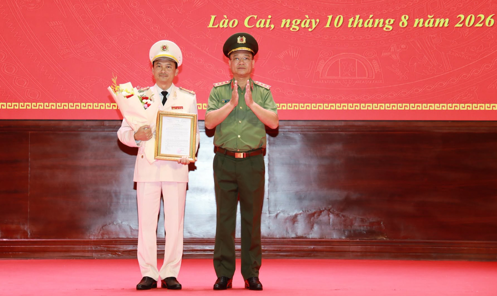 Đại tá Trịnh Khắc Cường, Phó Cục trưởng Cục An ninh chính trị nội bộ làm Giám đốc Công an tỉnh Lào Cai - Ảnh 1.