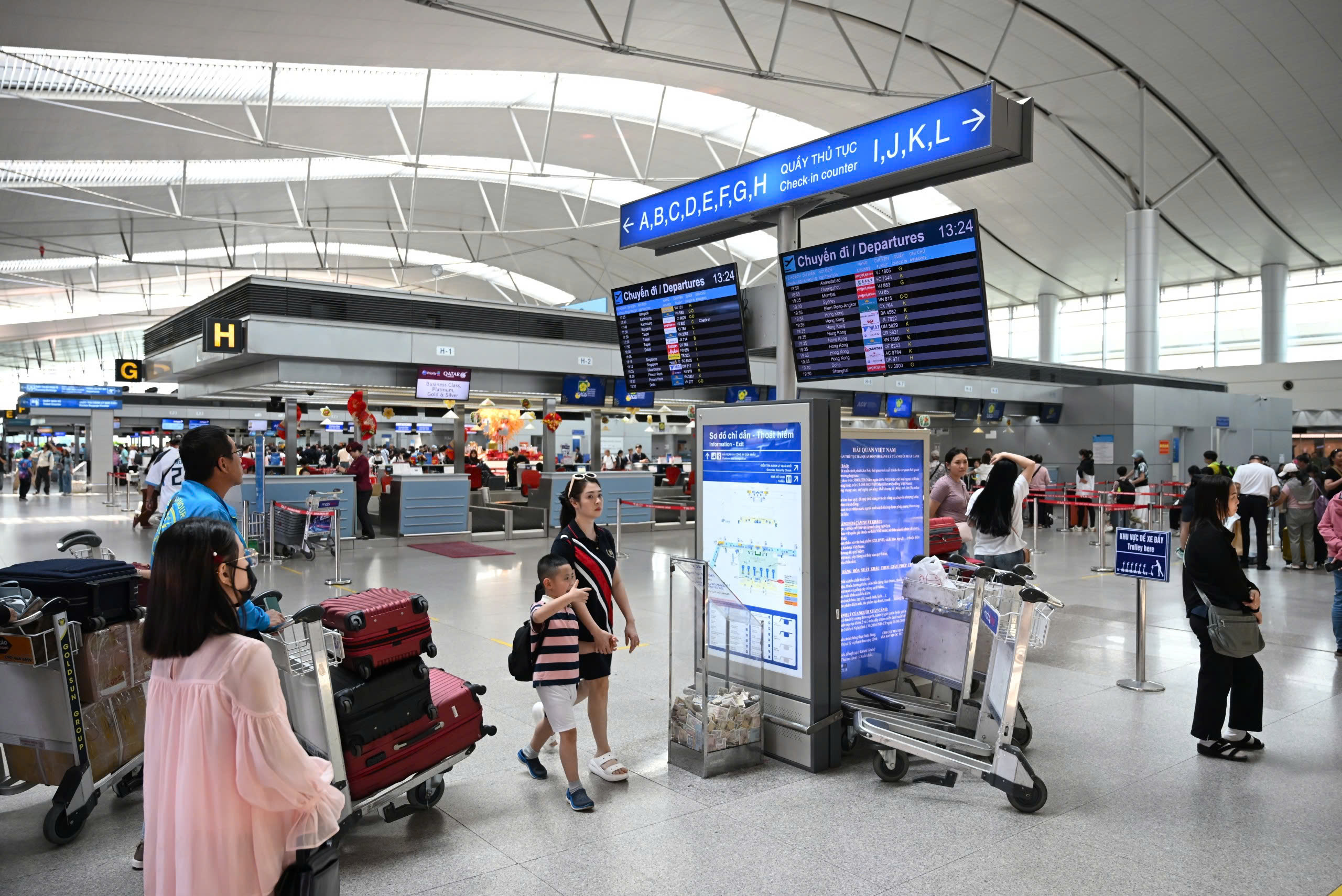 Bất ngờ lý do vé đi Singapore, Thái Lan giảm sâu tháng 8-9 - Ảnh 2.