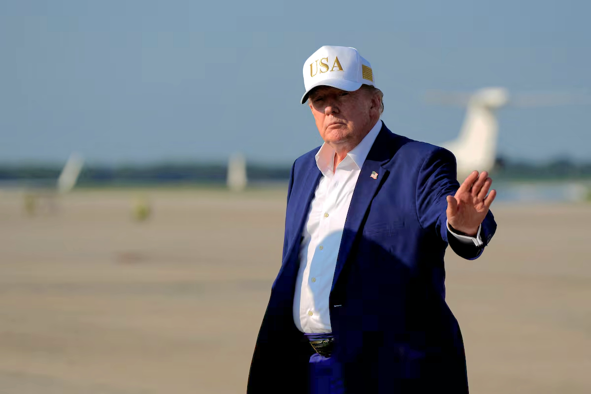 Hé lộ kế hoạch nghi binh bí mật đưa ông Trump rời Thổ Nhĩ Kỳ an toàn - Ảnh 1.