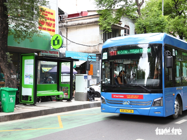 Tin tức sáng 12-8: Quốc hội bàn chi hơn 288.000 tỉ làm vành đai 5; TP.HCM ban hành quy định quản lý xe buýt - Ảnh 2.