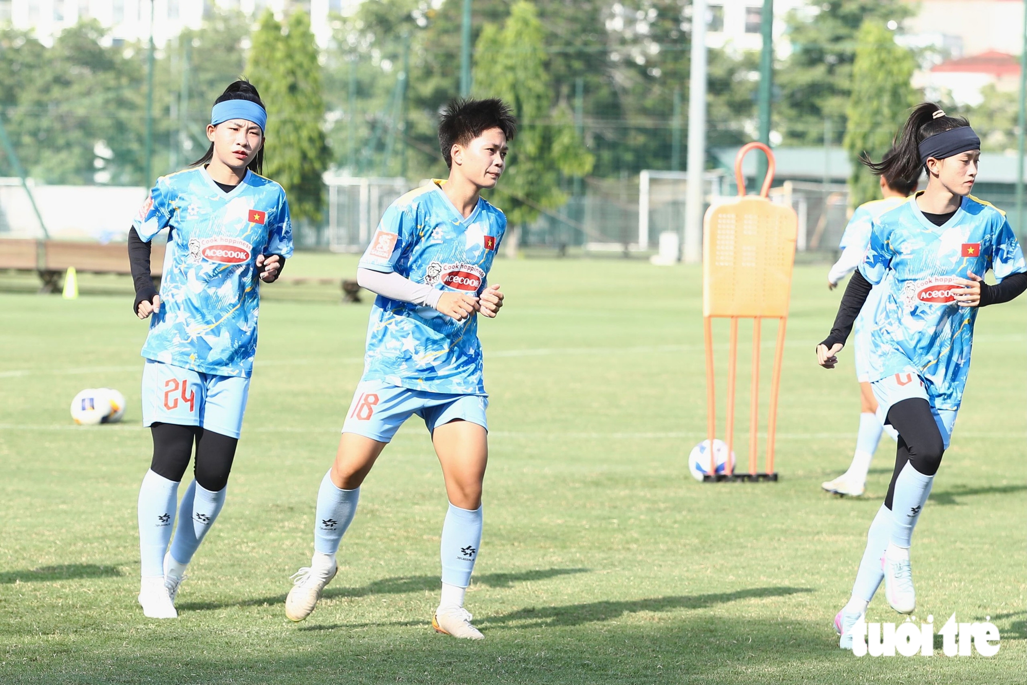 HLV Hoàng Văn Phúc: Đội tuyển nữ Việt Nam sẽ thi đấu đa dạng ở Asiad 2026 - Ảnh 1.