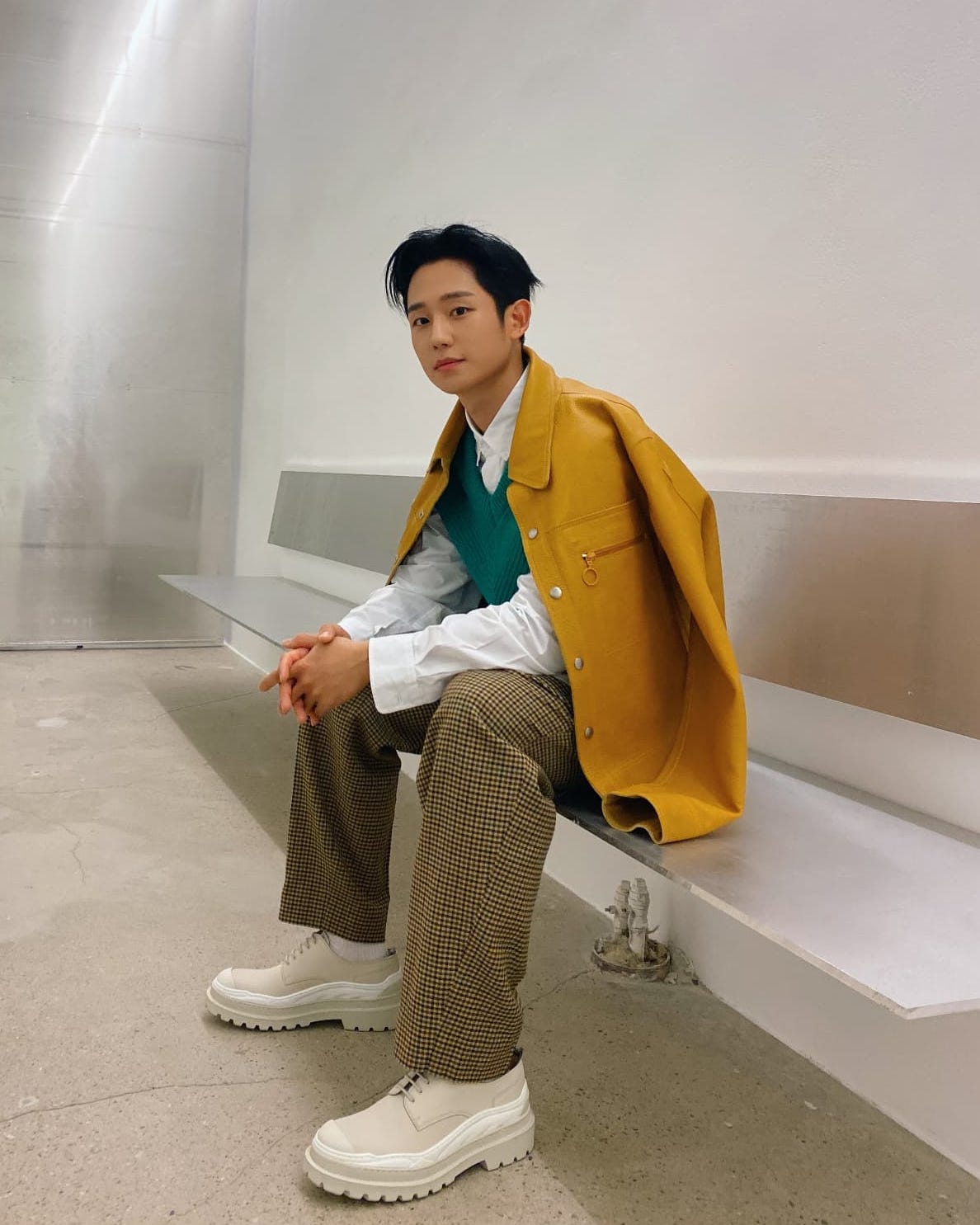 Phong cách 'em trai quốc dân' Jung Hae In - Ảnh 10.