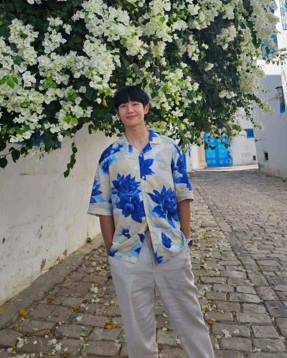 Phong cách 'em trai quốc dân' Jung Hae In - Ảnh 6.