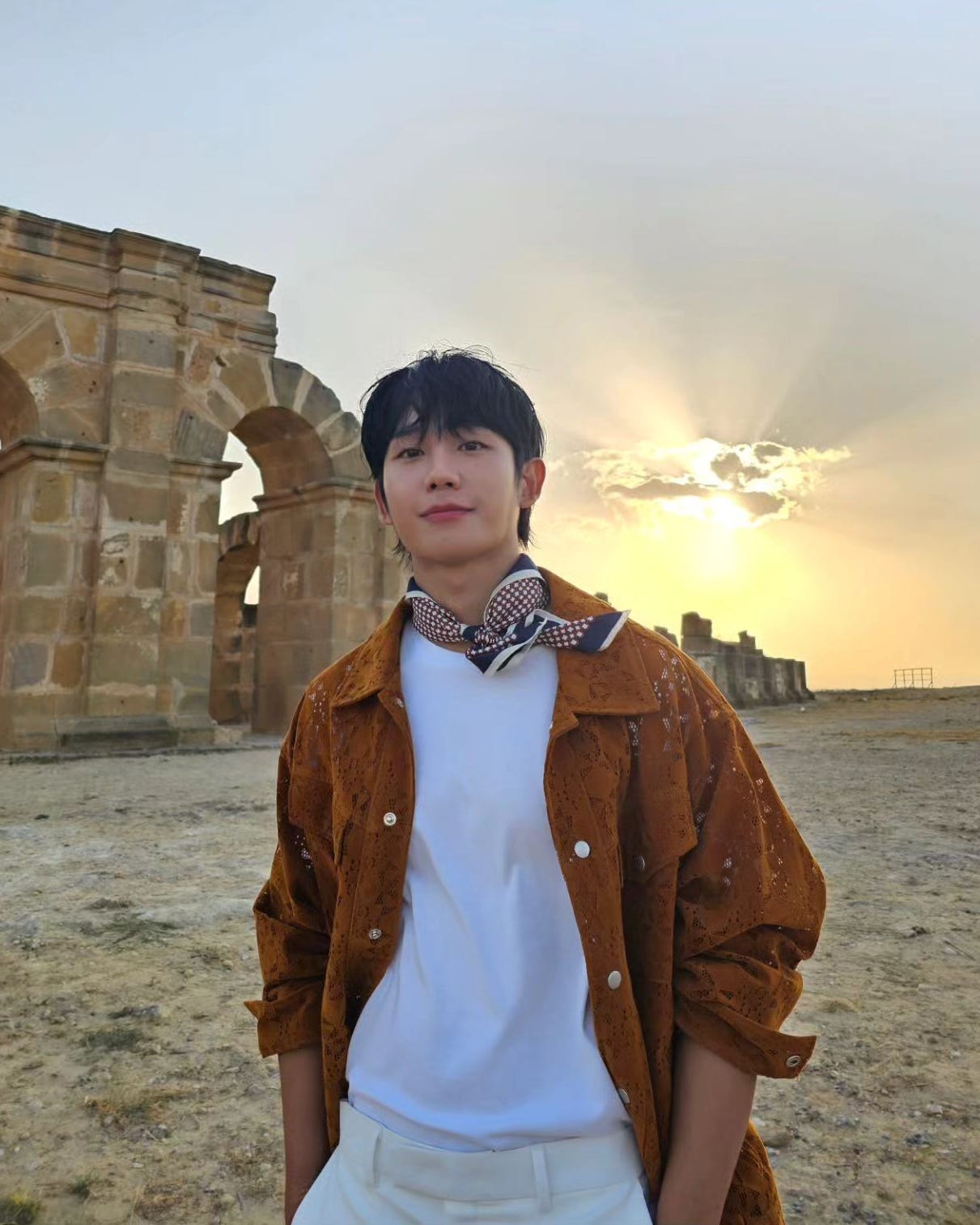 Phong cách 'em trai quốc dân' Jung Hae In - Ảnh 7.