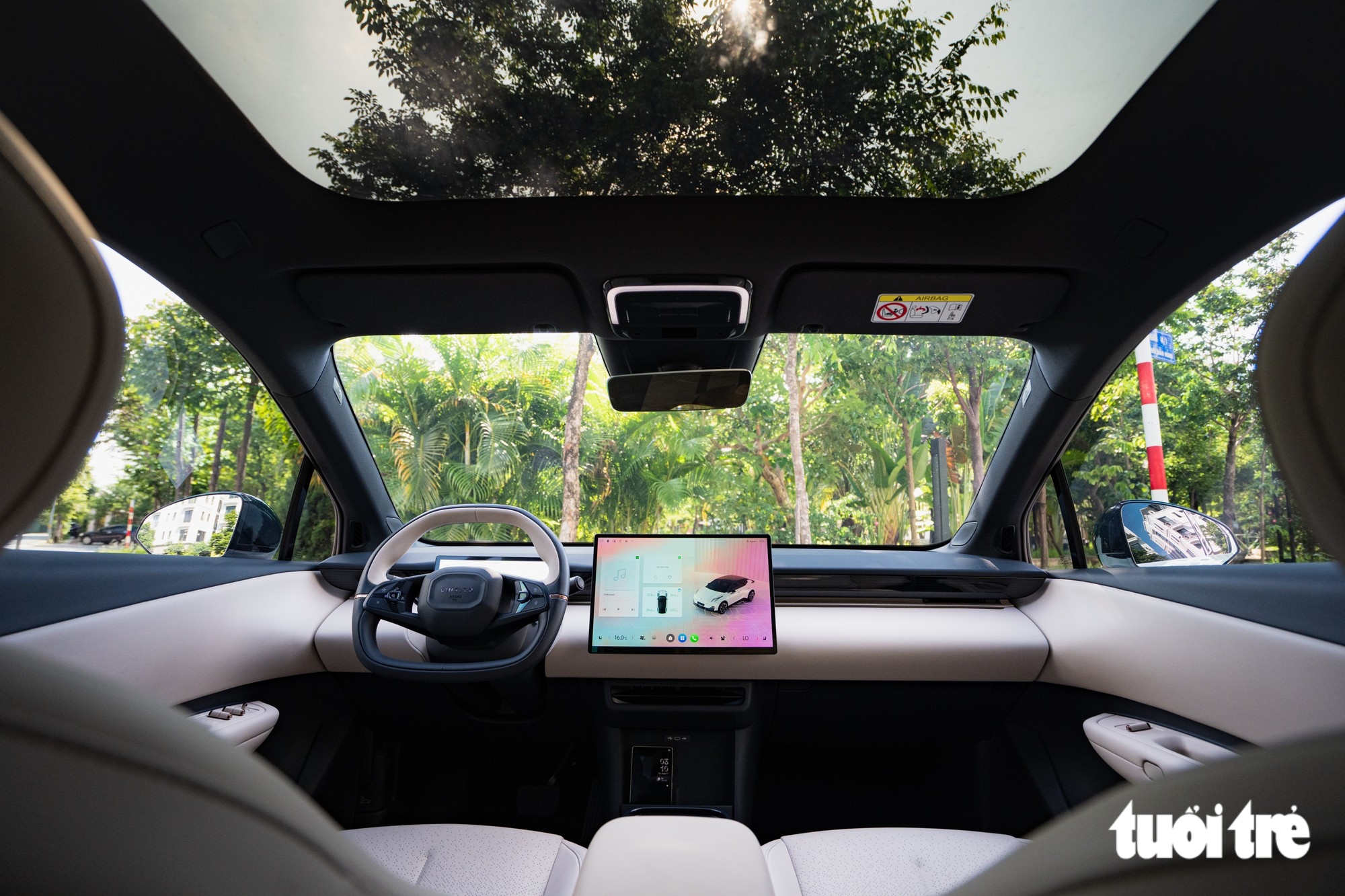 Xe điện Lynk & Co 02 ra mắt Việt Nam: Giá từ 818 triệu đồng, chạy 435km/sạc - Ảnh 6.