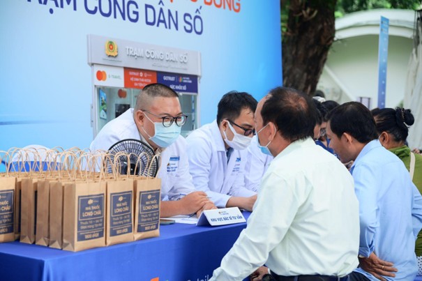 TP.HCM khánh thành Trạm Công dân số thứ 7 tại Phú Mỹ Hưng - Ảnh 7.