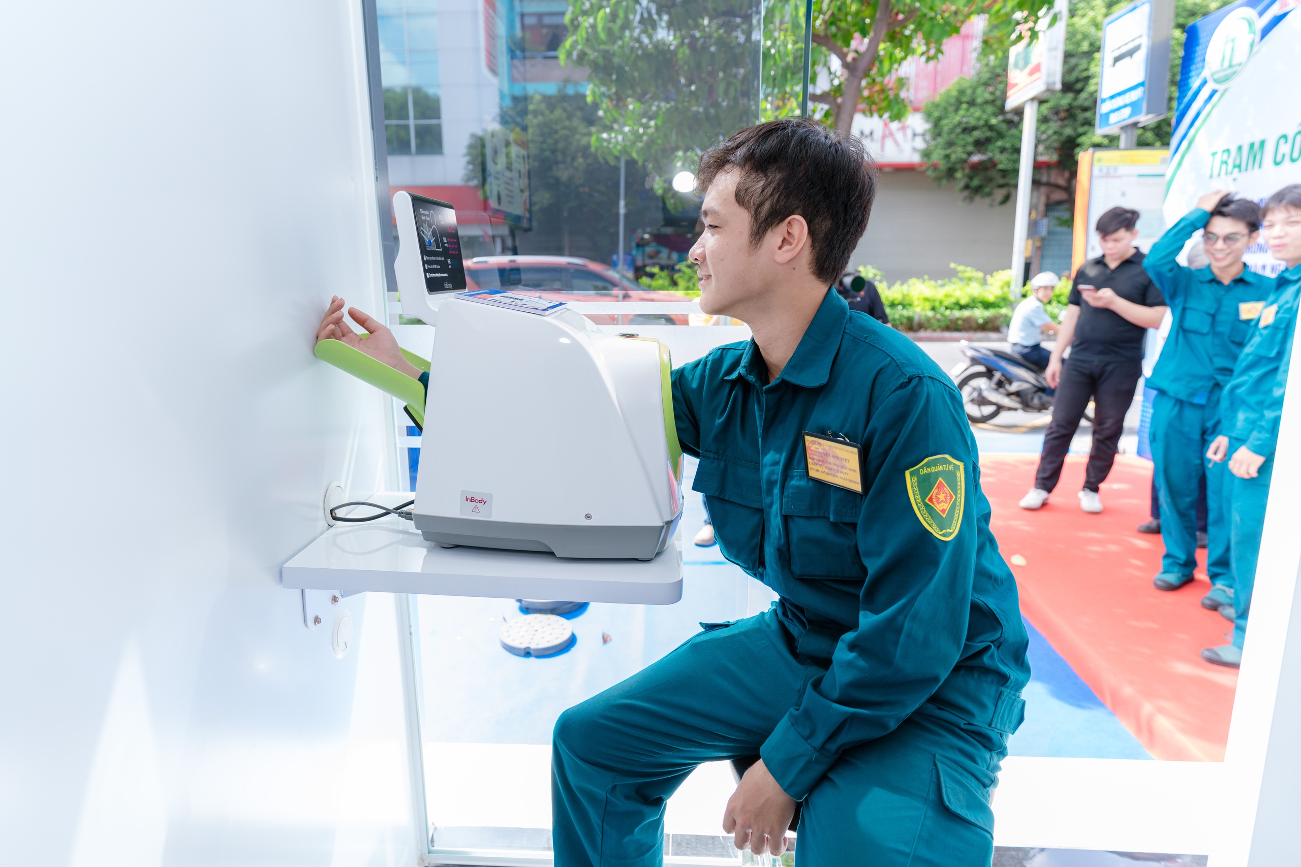 Hướng tới kỷ niệm 81 năm Quốc khánh 2/9, TP.HCM khánh thành loạt Trạm Công dân số phục vụ người dân - Ảnh 4.