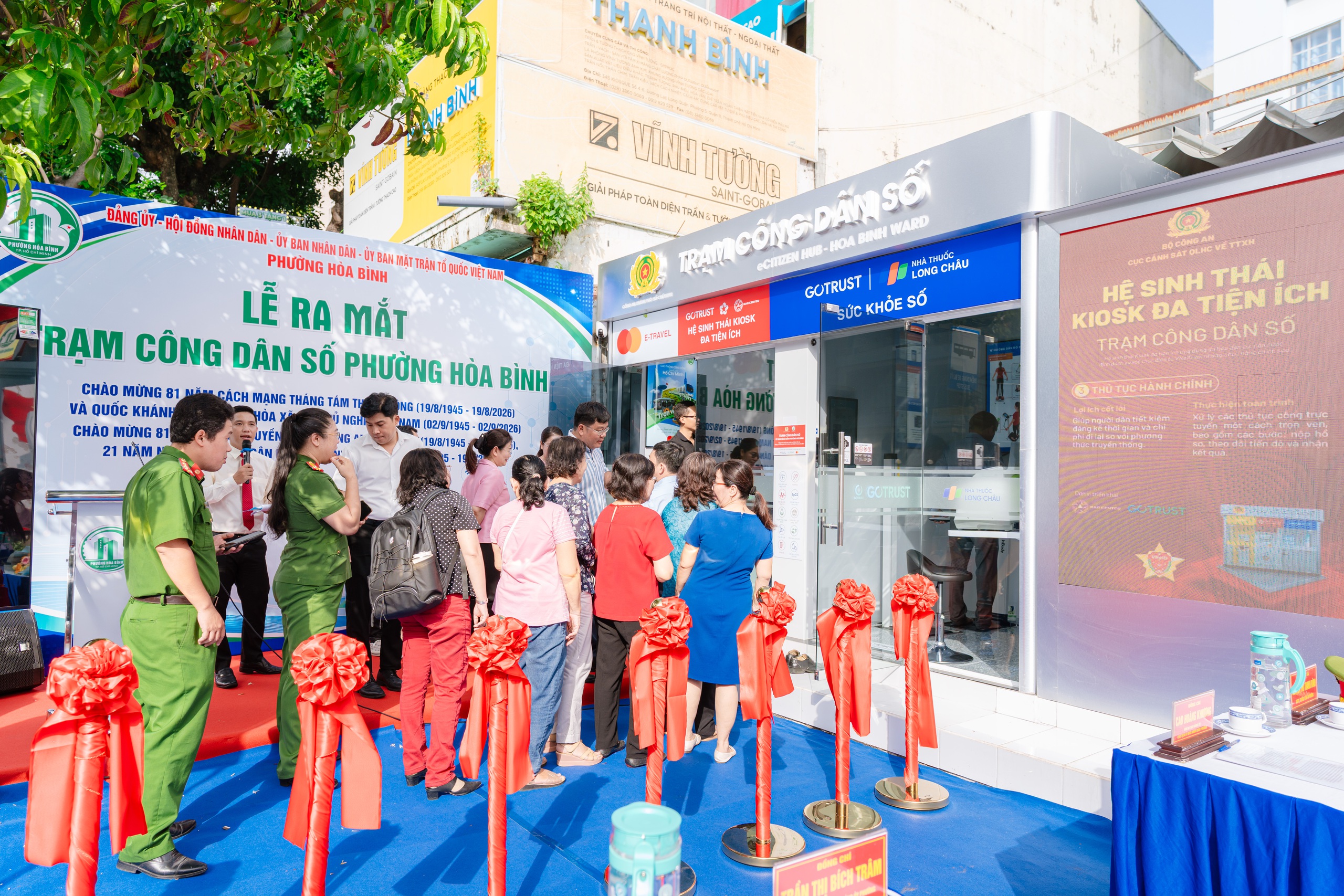 Hướng tới kỷ niệm 81 năm Quốc khánh 2/9, TP.HCM khánh thành loạt Trạm Công dân số phục vụ người dân - Ảnh 3.