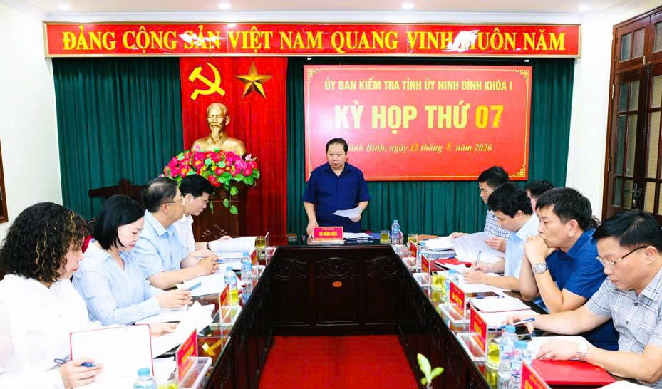 3 đảng viên ở Ninh Bình bị khai trừ Đảng do vi phạm rất nghiêm trọng - Ảnh 1.