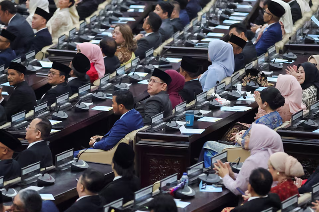 Indonesia's Prabowo to present high-stakes budget plans as support slips- Ảnh 1.