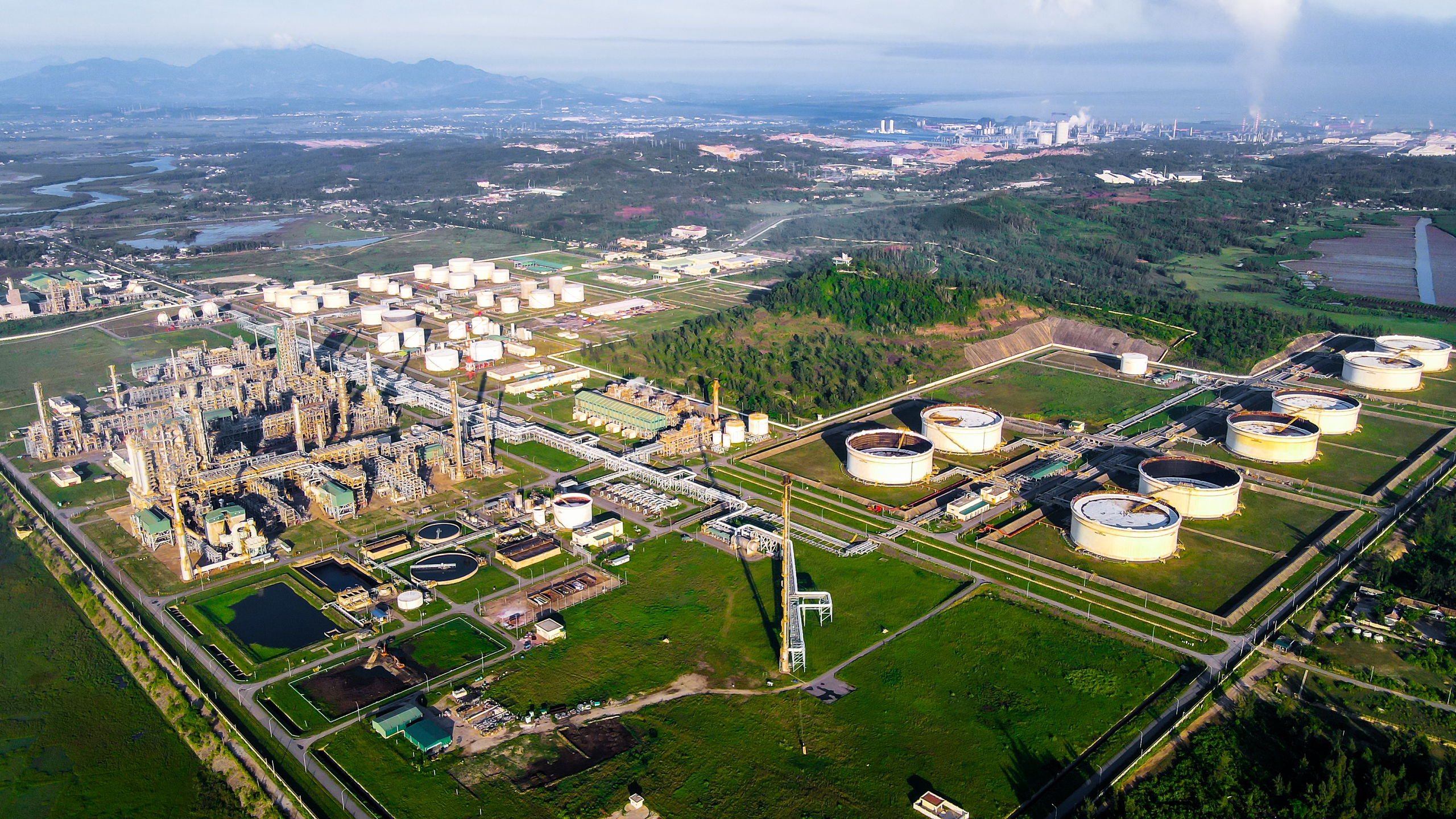 30 năm Dung Quất: Từ vịnh biển nghèo đến trung tâm công nghiệp quốc gia - Ảnh 10.