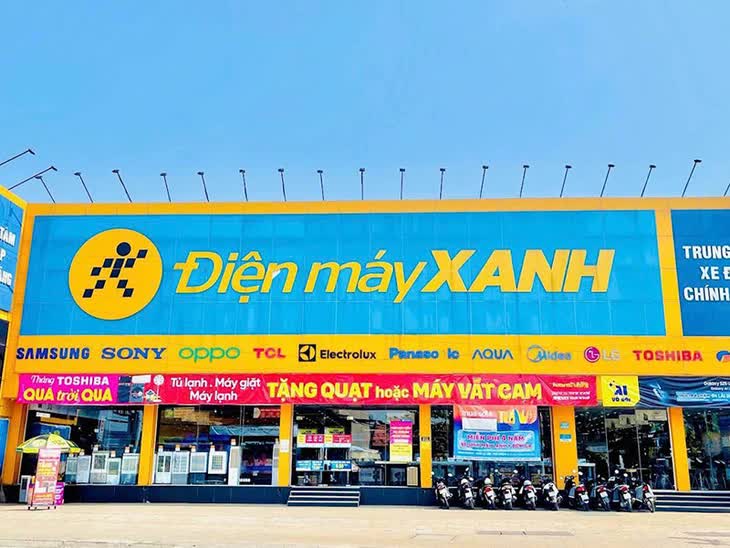 Doanh thu điện máy của Thế Giới Di Động bất ngờ giảm mạnh giữa mùa hè - Ảnh 1.
