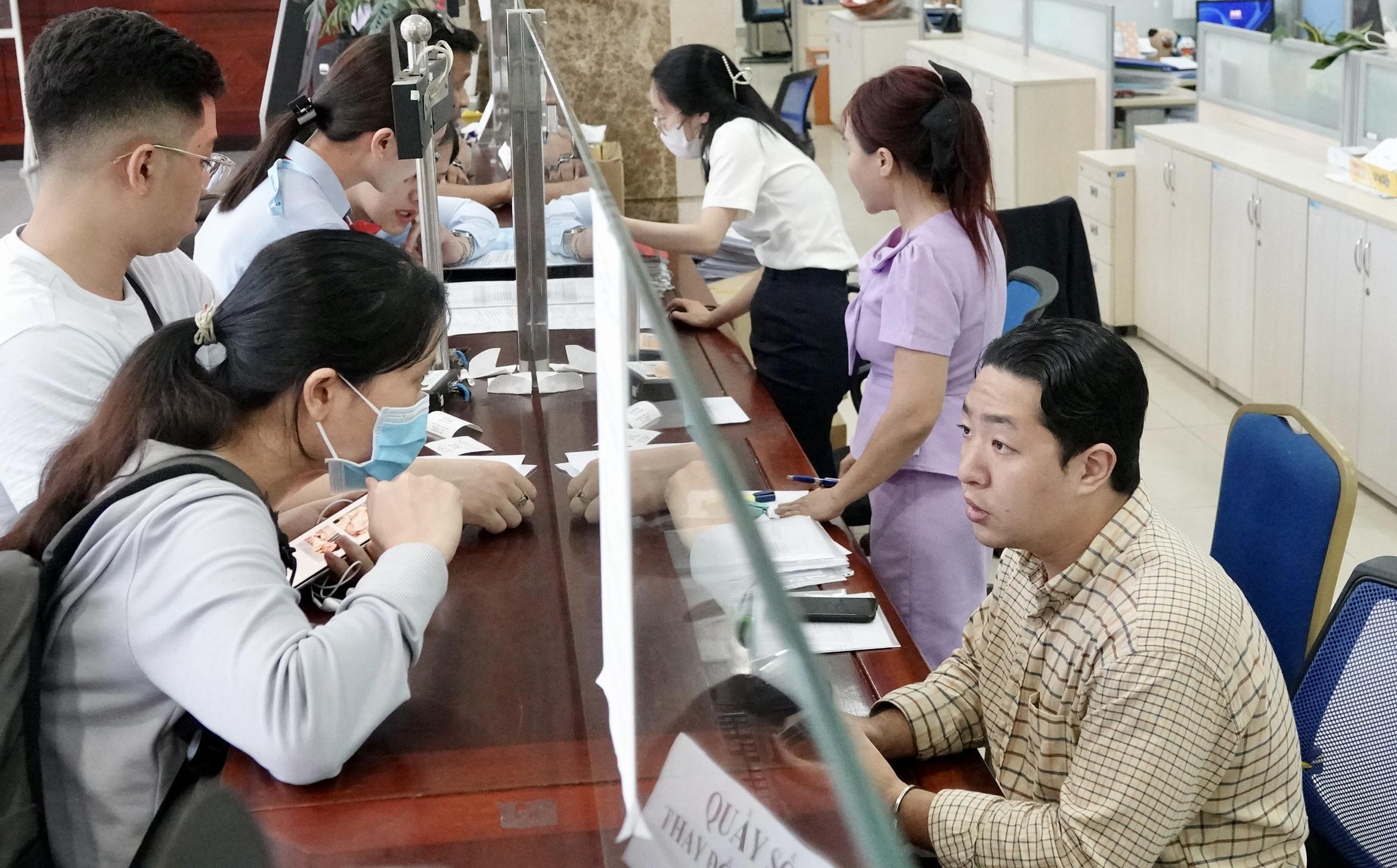 Chậm hoặc cung cấp sai thông tin cho cơ quan thuế: Có thể bị phạt đến 100 triệu đồng - Ảnh 2.