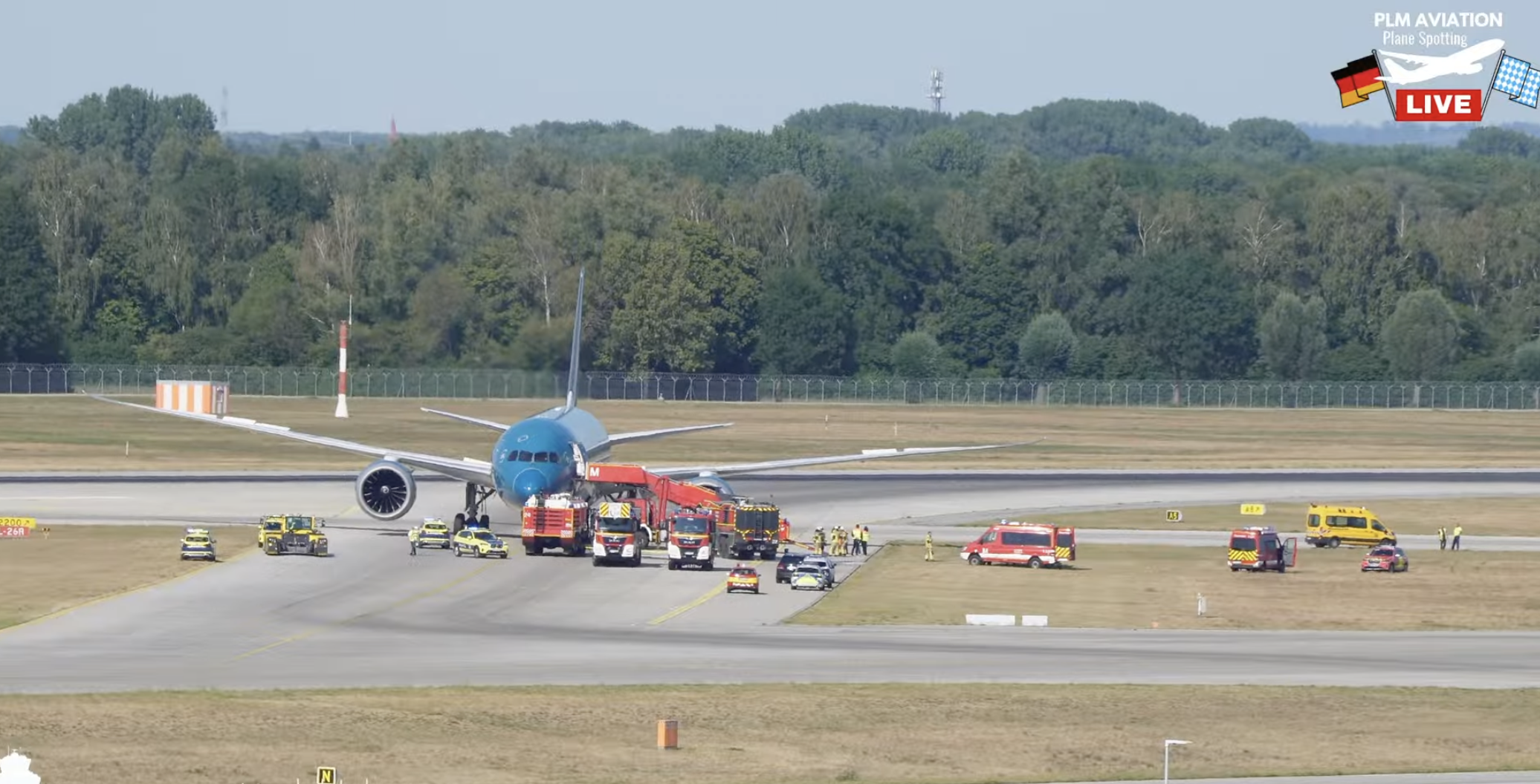 Máy bay Vietnam Airlines bay về Hà Nội phải quay lại Munich sau khi cất cánh - Ảnh 1.