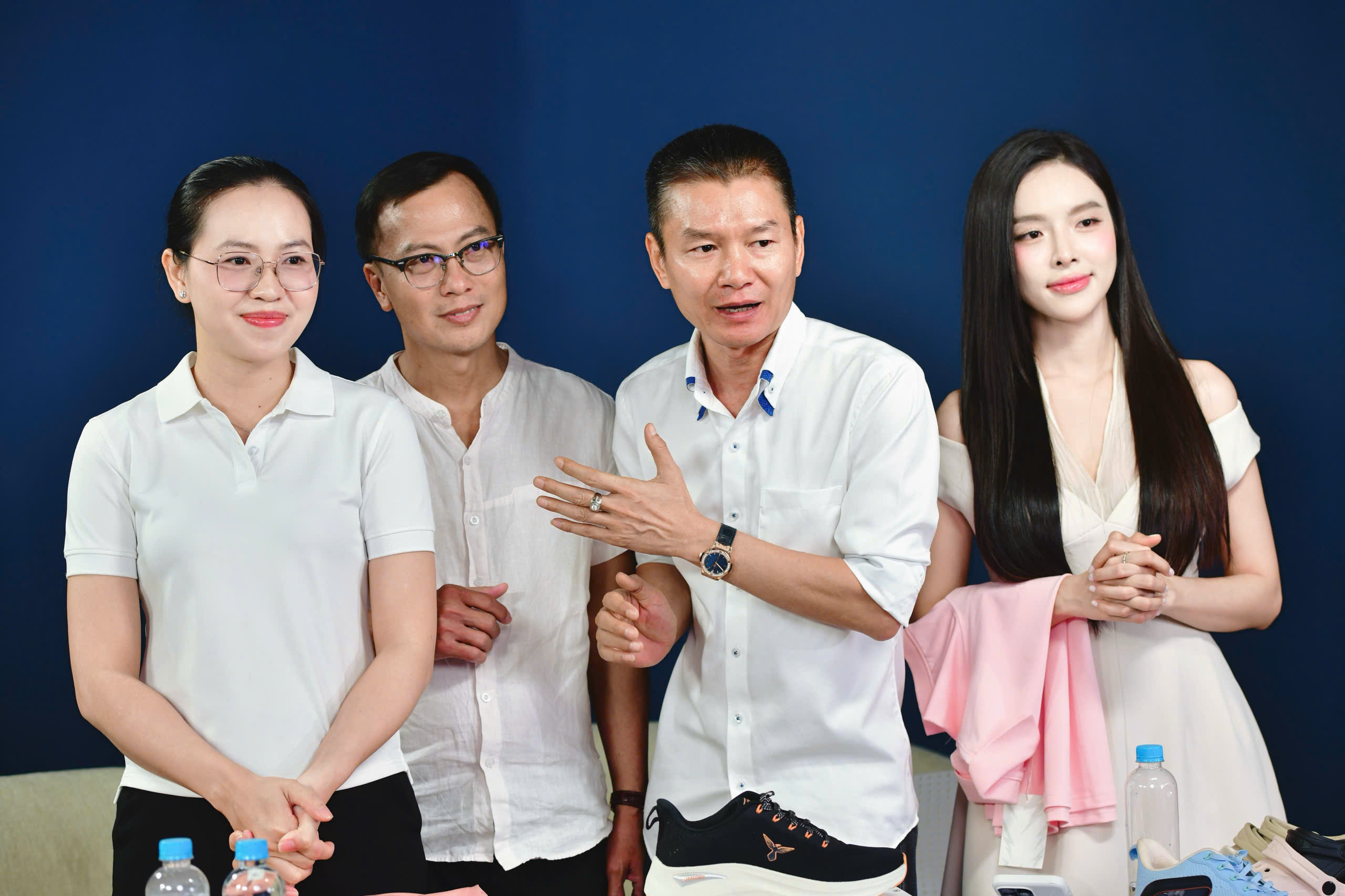 Đang livestream bán hàng 'Tiếp sức đến trường 2026': Nesty bán 30 phút, ủng hộ toàn bộ doanh thu 350 triệu - Ảnh 5.