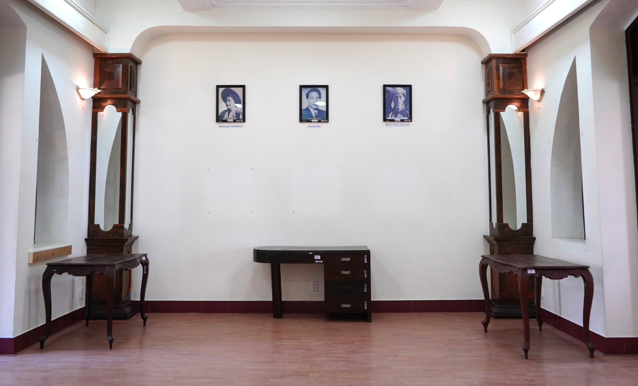 A close-up look at the villas where Vietnam’s last emperor once vacationed in Nha Trang - Ảnh 9.