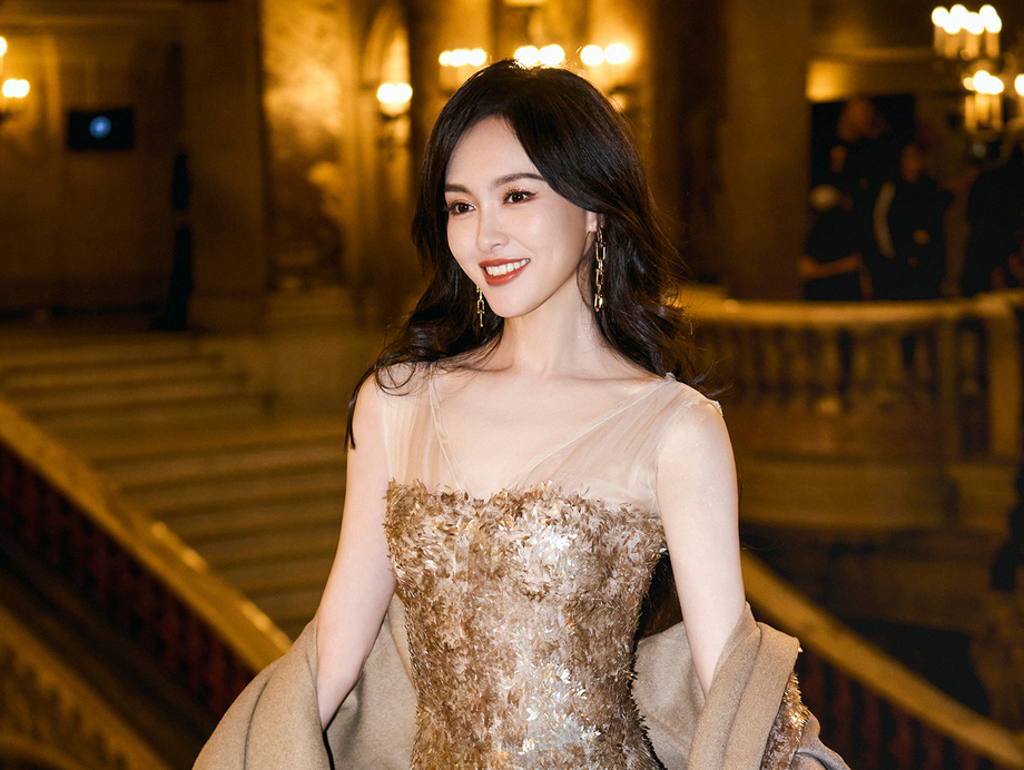 Triệu Lệ Dĩnh giàu nhưng vẫn thua xa Đường Yên, Dương Mịch - Ảnh 2.