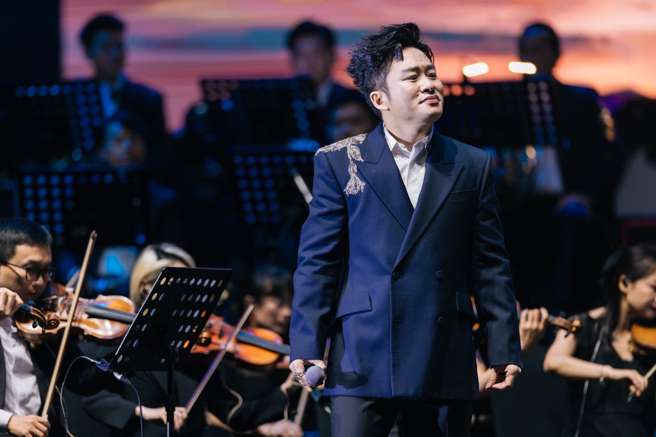 Ca sĩ Thanh Lam ngẫu hứng thể hiện bài hát trong vở cải lương Cây sầu riêng trổ bông  - Ảnh 6.