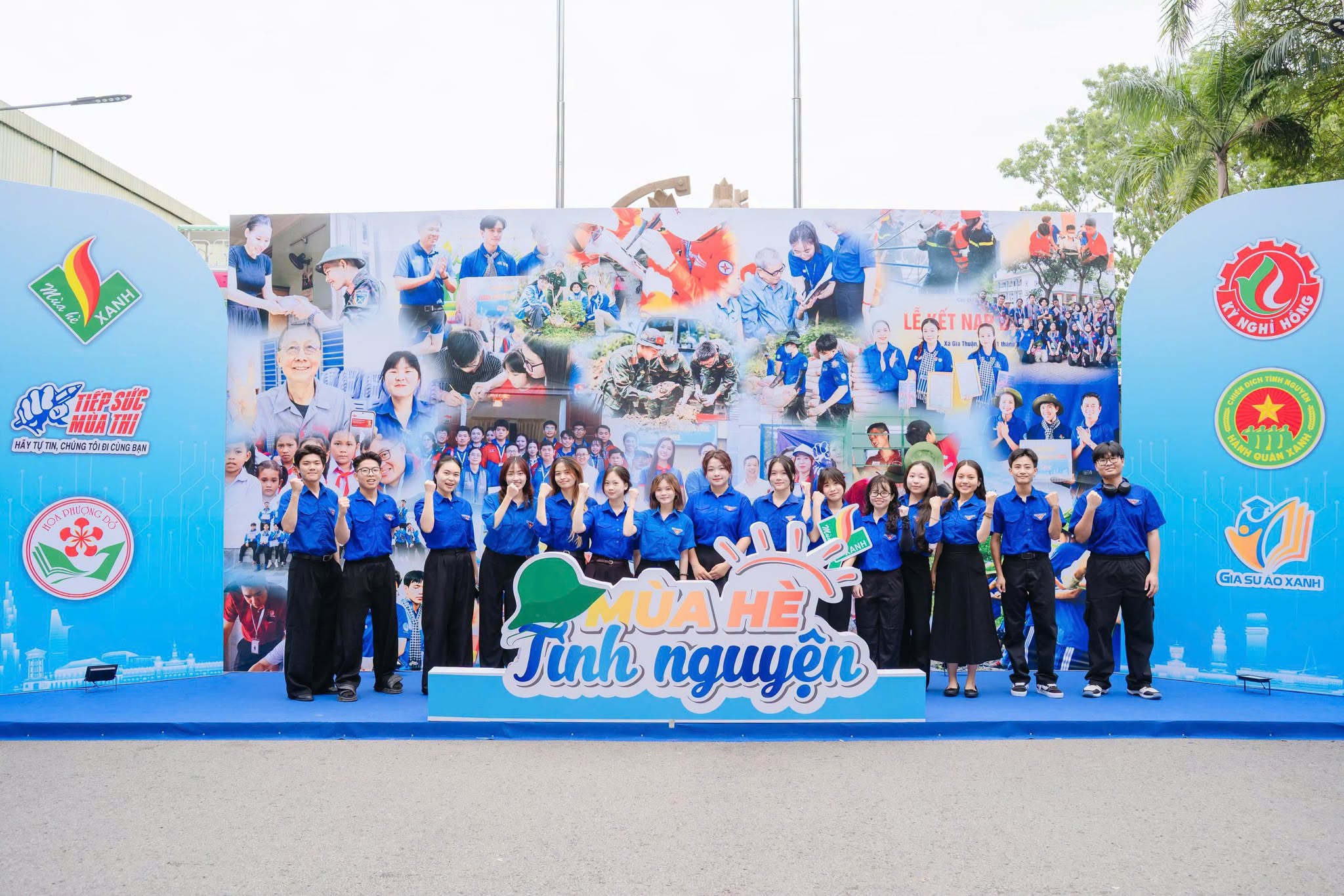 Hàng ngàn chiến sĩ tình nguyện hè 2026 hội tụ tại Đầm Sen trong Ngày hội ý nghĩa - Ảnh 1.