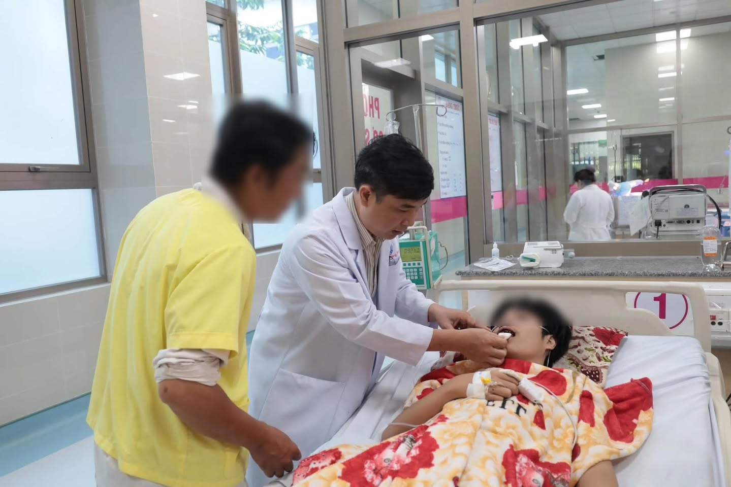 Sốt xuất huyết không có dấu hiệu cảnh báo tăng 5 lần tại Tiền Giang năm 2026 - Ảnh 1.