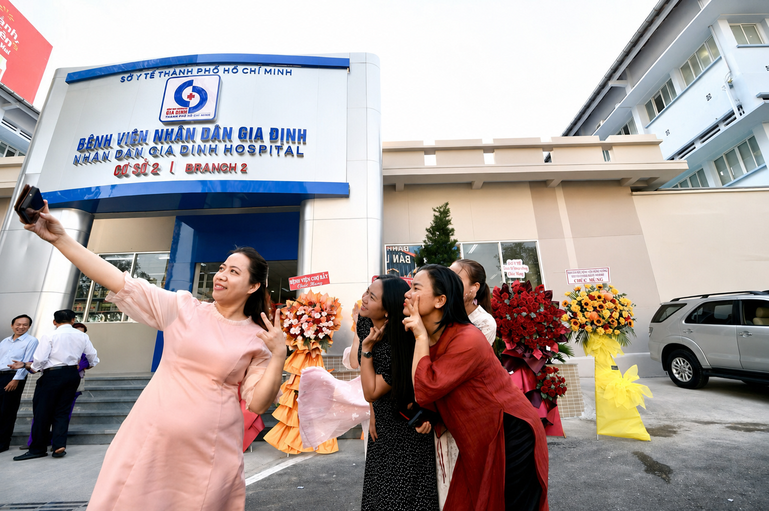 Y tế TP.HCM đổi mới cấu trúc hệ thống y tế hướng tới người dân năm 2026 - Ảnh 31.