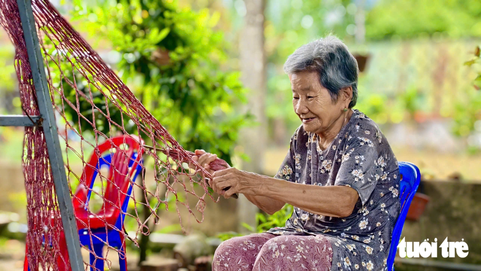 Những người giữ nghề đan võng gần trăm năm ở Quảng Ngãi - Ảnh 9.