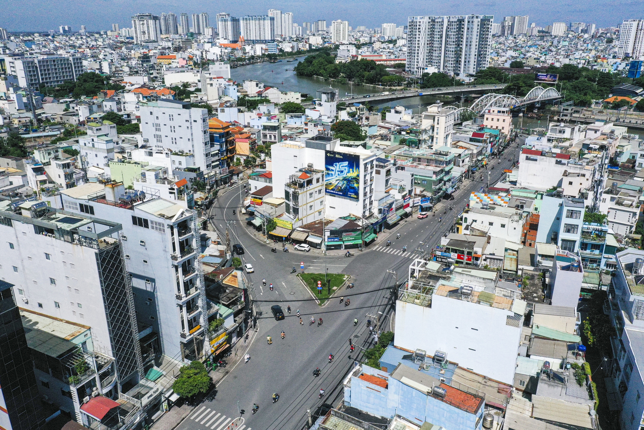 Bến Nhà Rồng chuyển biến sau 3 tháng khởi công, tạo đà đột phá hạ tầng ven sông Sài Gòn - Ảnh 18.