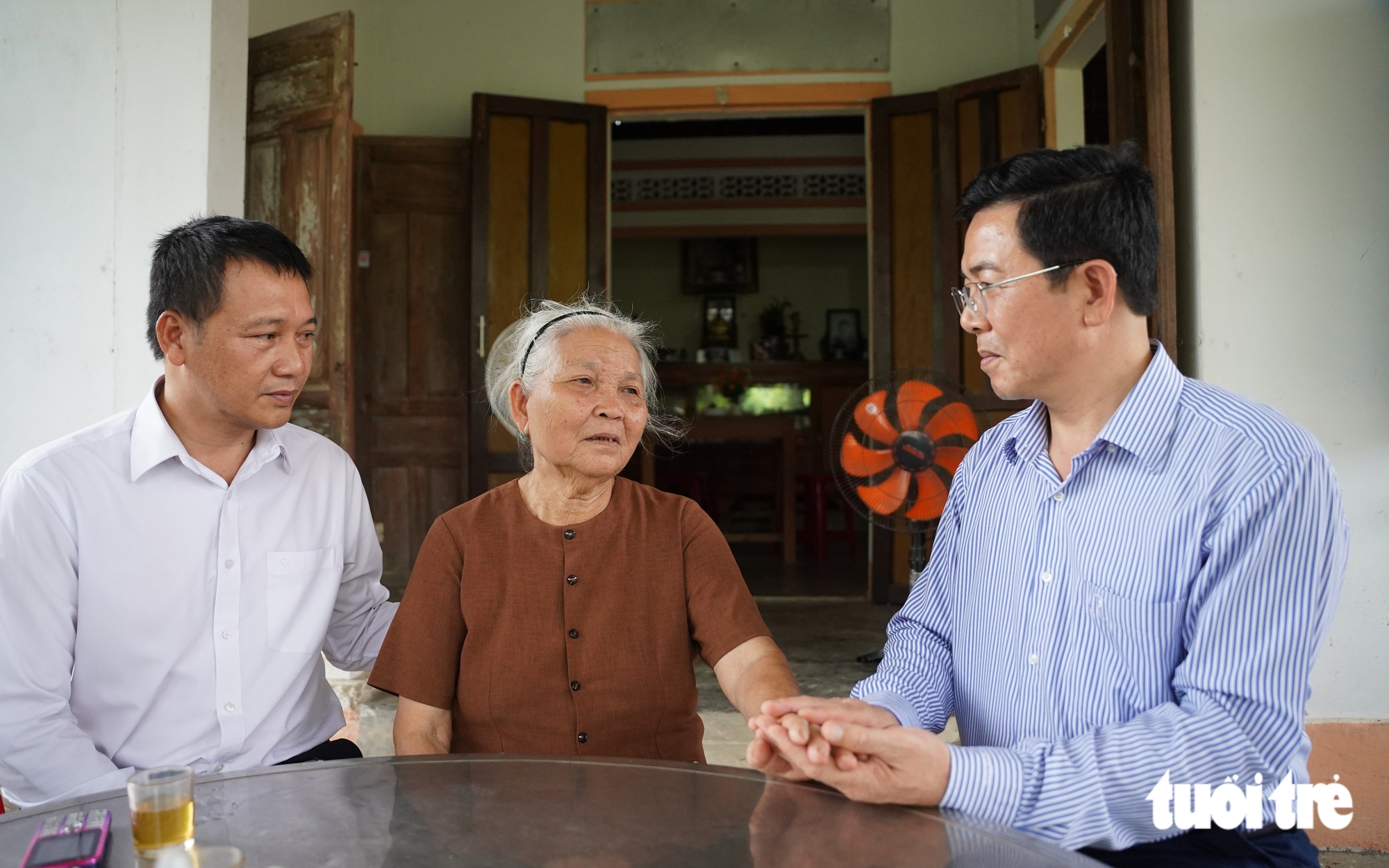 Bí thư xã đã tìm ra thân nhân người cán bộ gửi vàng tại Trung tâm Lưu trữ quốc gia rồi đi B - Ảnh 7.