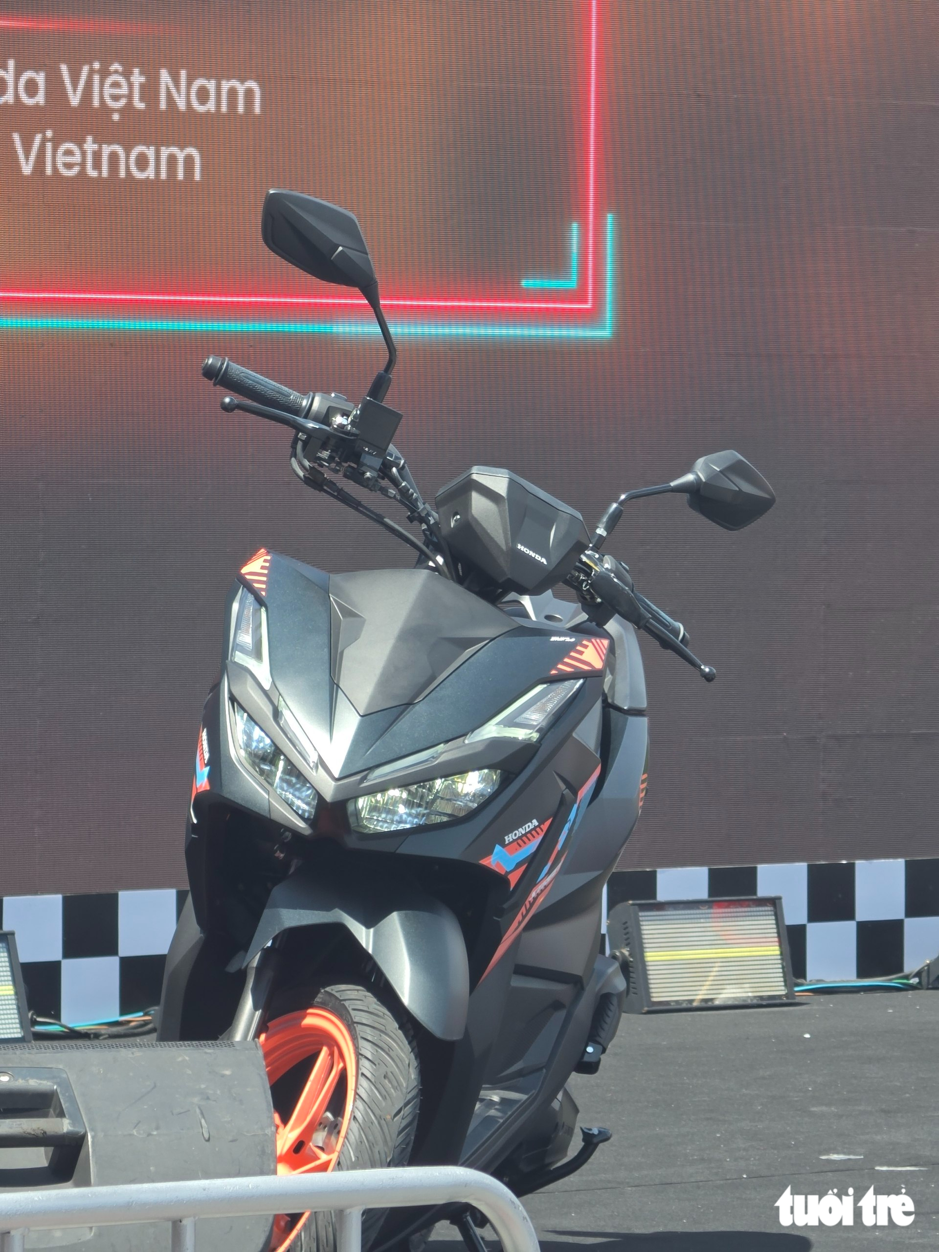 Honda Vario 2027 chốt giá từ 42,7 triệu đồng, thêm bản ghi-đông trần như mô tô - Ảnh 7.