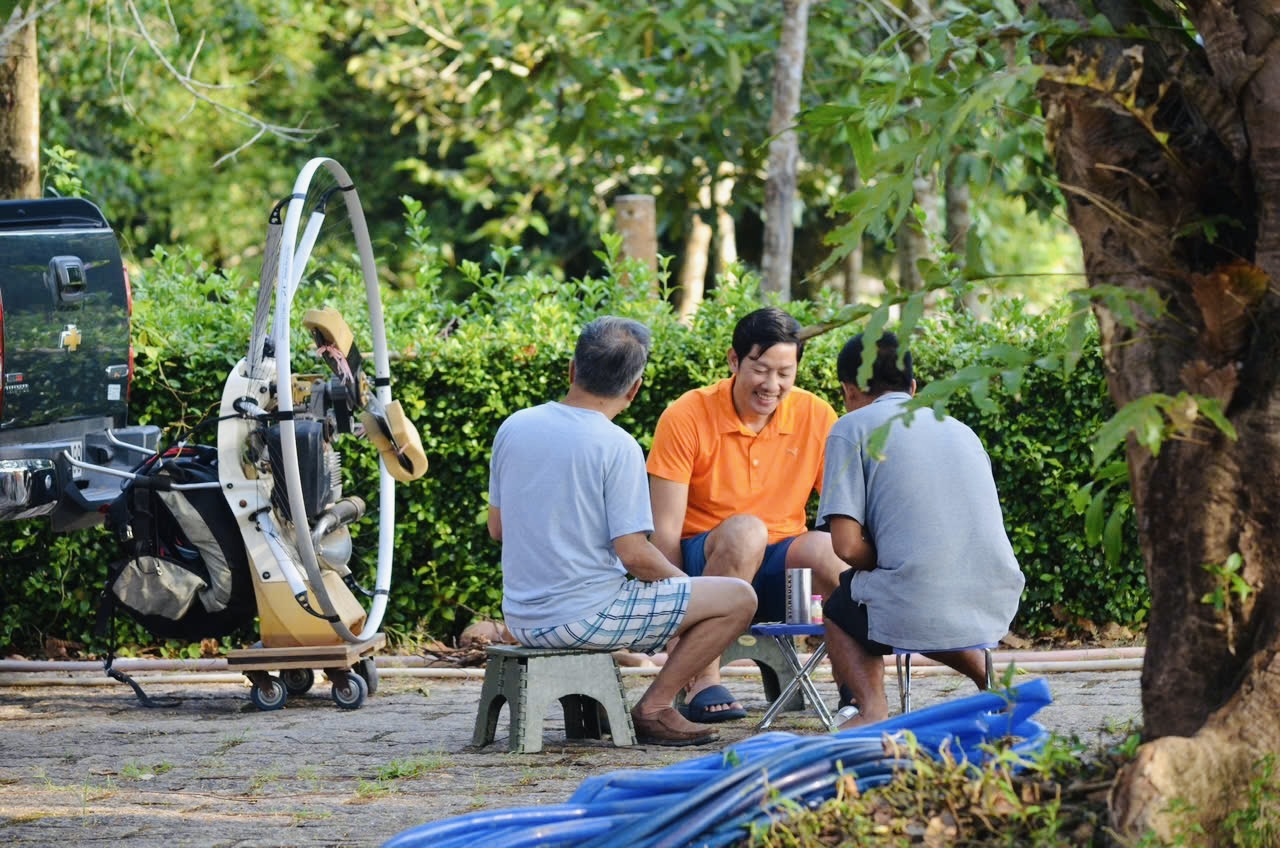 Tự tay pha ly cà phê thơm: 'Đọc' một hạt cà phê trước khi học cách pha - Ảnh 1.