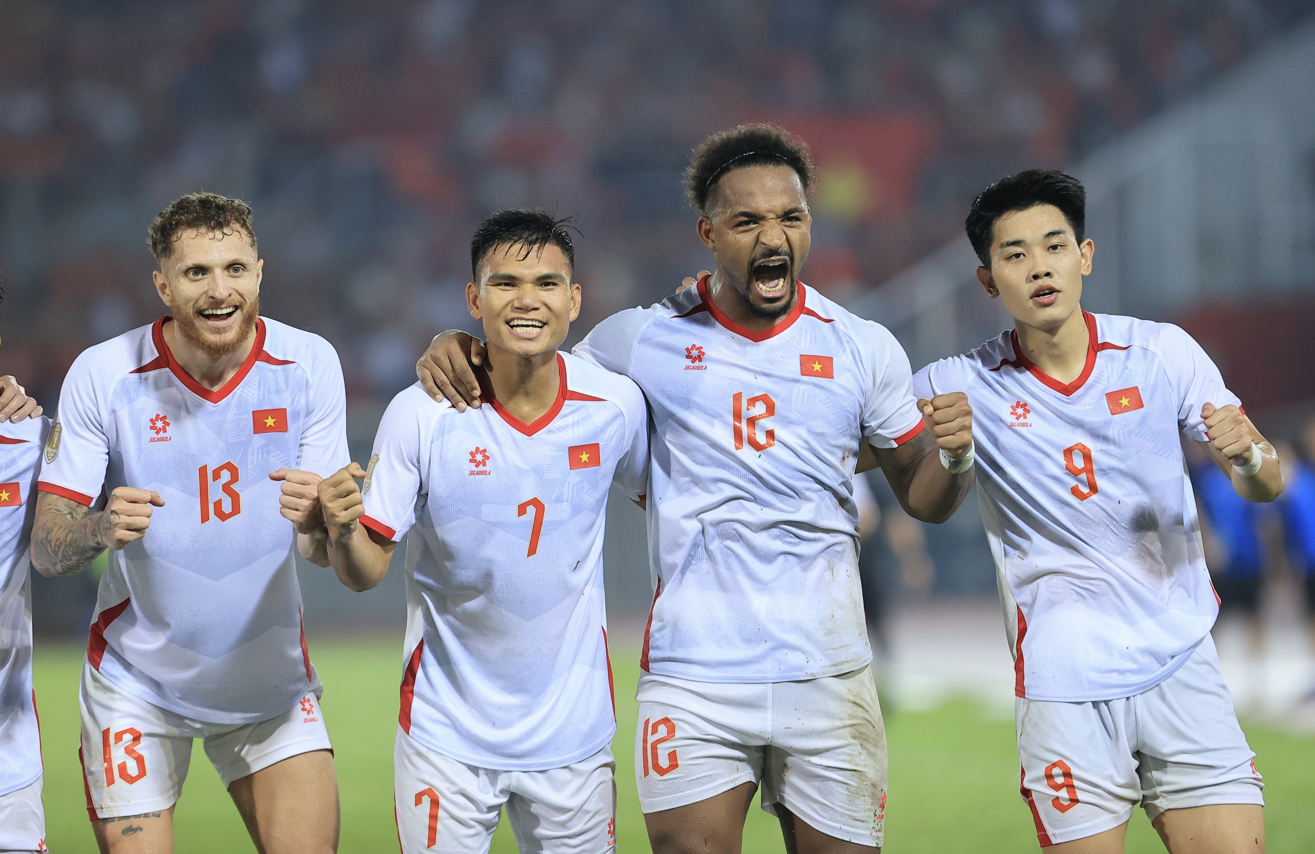 Cùng Vietjet tiếp lửa cho đội tuyển Việt Nam tại chung kết ASEAN Cup - Ảnh 1.