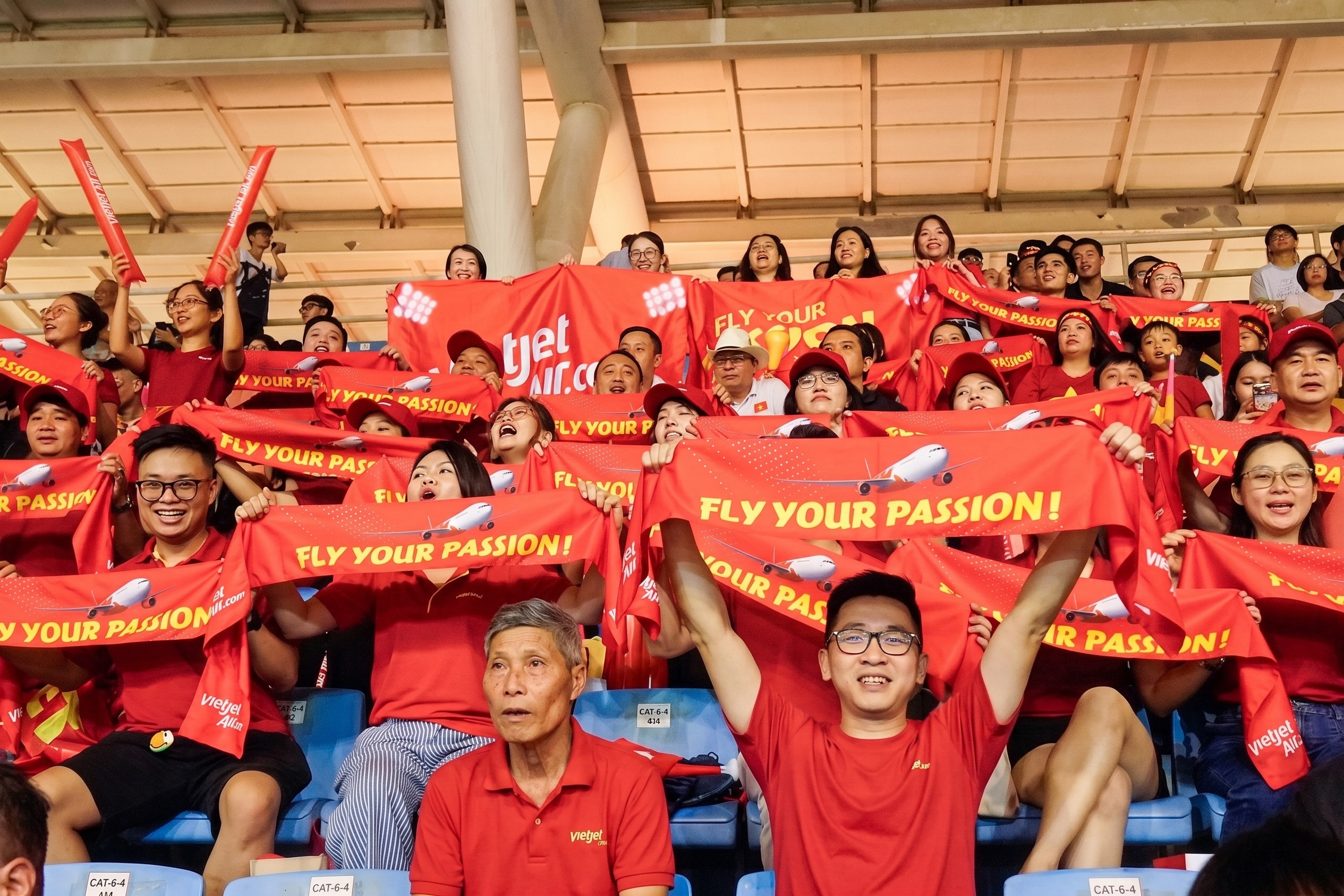 Cùng Vietjet tiếp lửa cho đội tuyển Việt Nam tại chung kết ASEAN Cup - Ảnh 3.