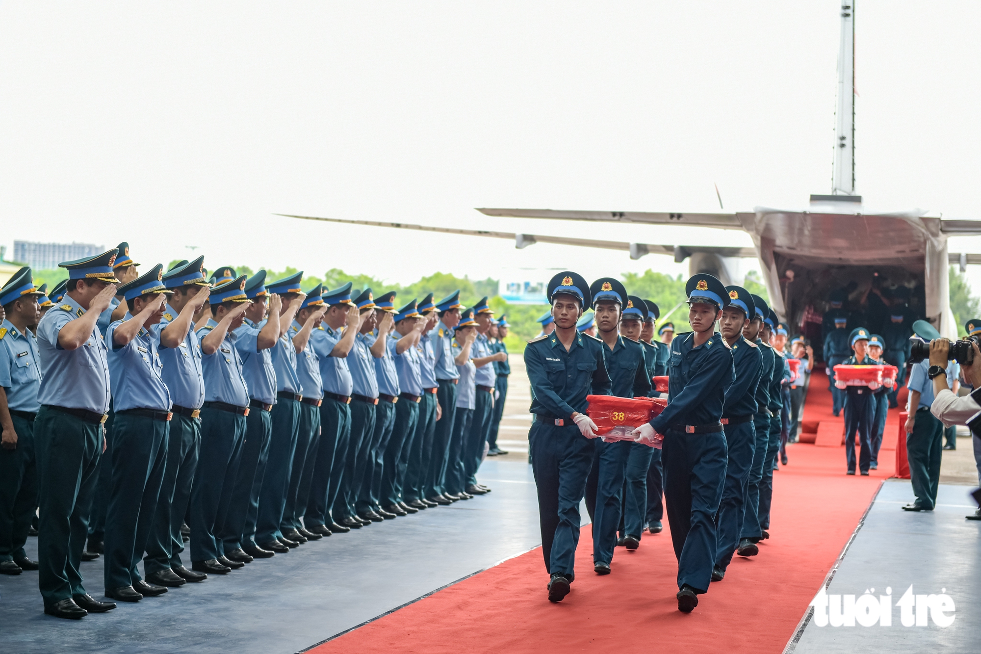 7.104 mẫu sinh phẩm hài cốt liệt sĩ từ TP Hồ Chí Minh đã tới Hà Nội - Ảnh 4.