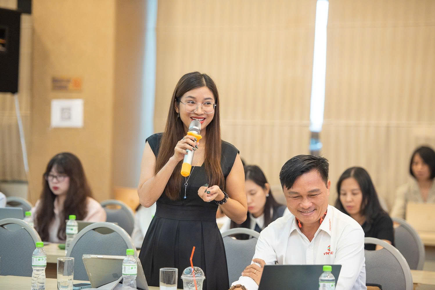 Nếu nâng ngưỡng lên 10 tỉ đồng, hơn 99% hộ kinh doanh tính thuế theo doanh thu - Ảnh 2.