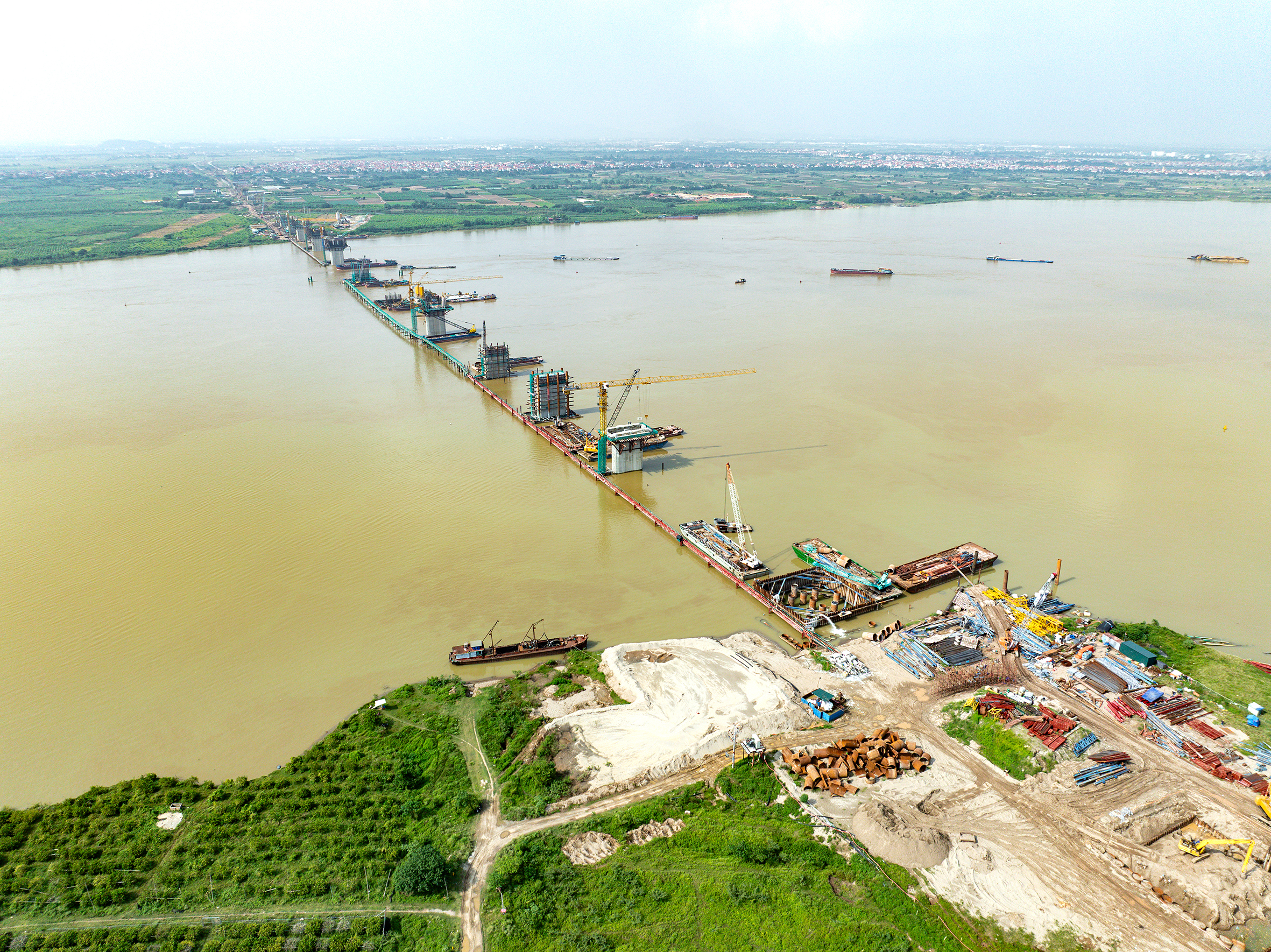 7 Cây cầu qua sông Hồng biến đổi không gian đô thị Hà Nội năm 2026 - Ảnh 5.