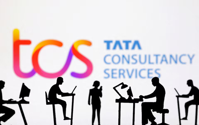 AI reshapes India's IT services sector contracts as clients demand more for less - Ảnh 2.