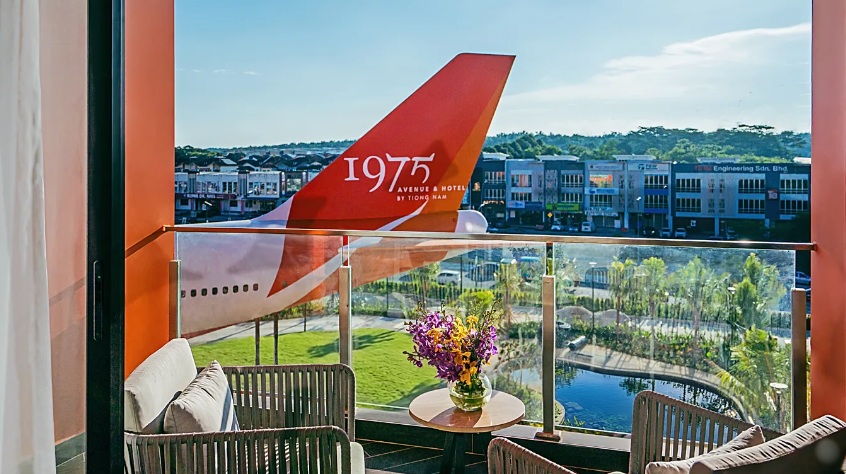 Không cần bay, du khách vẫn được ngủ trong Boeing 747 - Ảnh 1.