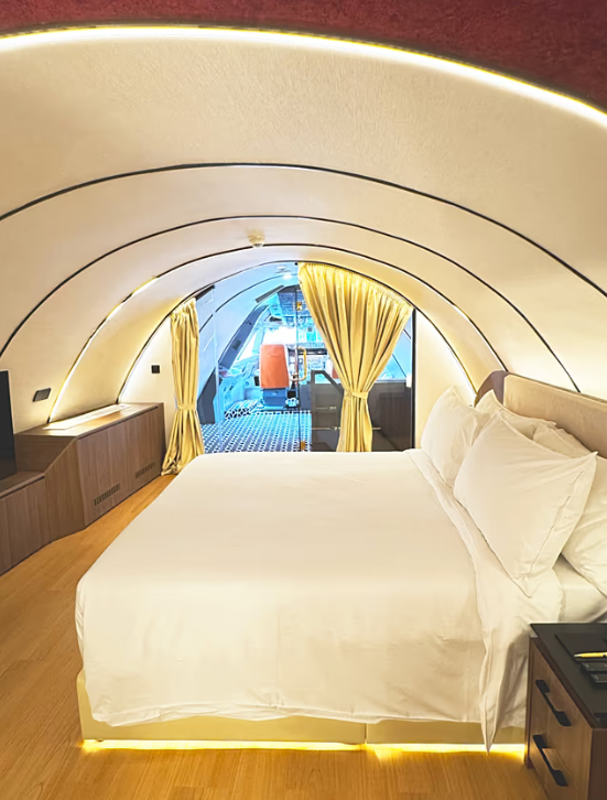 Không cần bay, du khách vẫn được ngủ trong Boeing 747 - Ảnh 4.