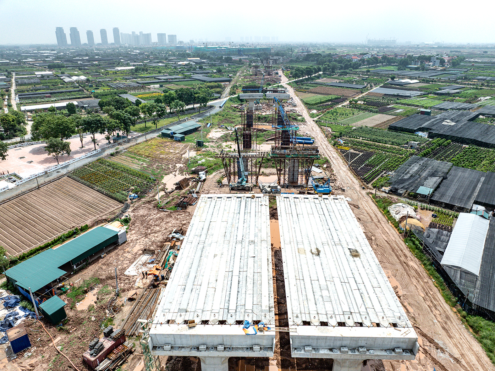 7 Cây cầu qua sông Hồng biến đổi không gian đô thị Hà Nội năm 2026 - Ảnh 18.